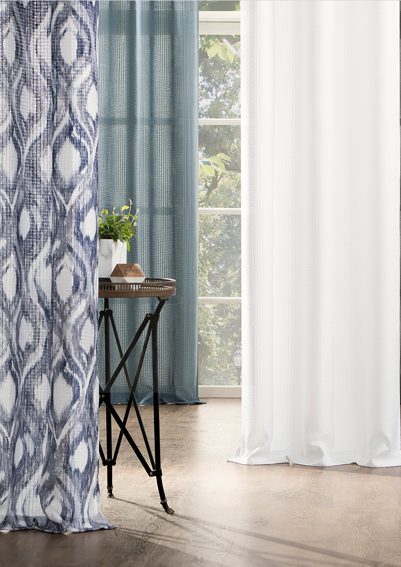 curtain with table